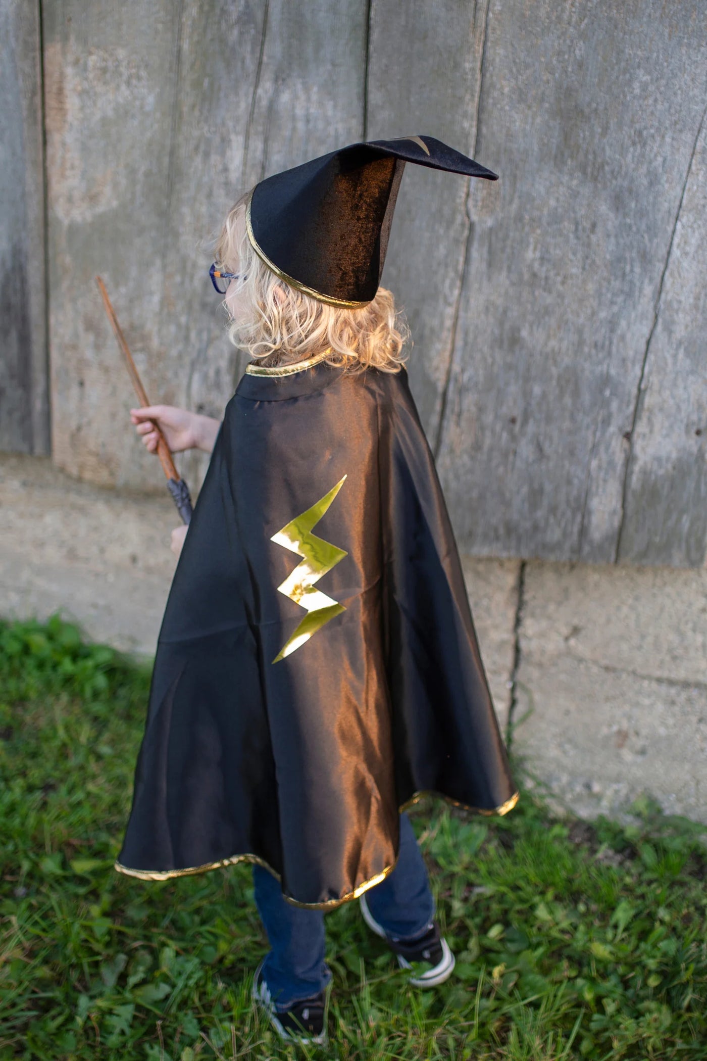 Reversible Wizard Cape & Hat, Black/Gold, Size 4-6