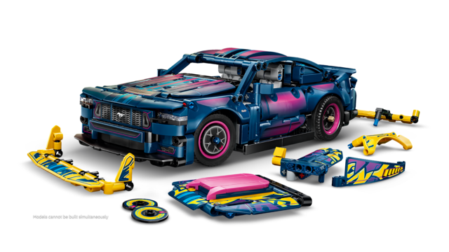 LEGO® Technic™ Custom Garage Ford Mustang GT Car